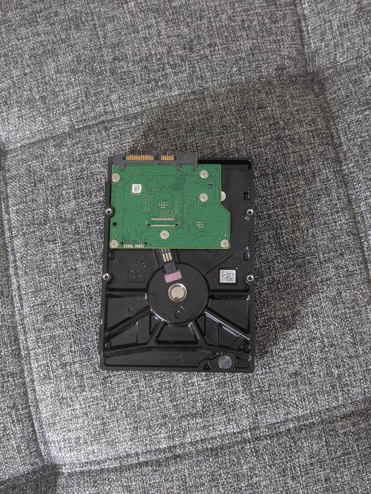 Жесткий диск 1тб Seagate
