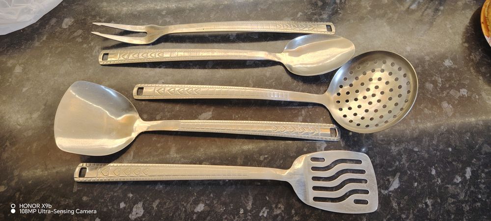 Кухонный принадлежности