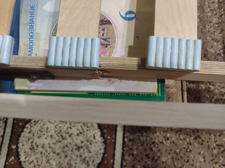 Двуспальная кровать