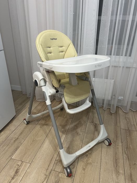 Стульчик-шезлонг для кормления Peg-Perego