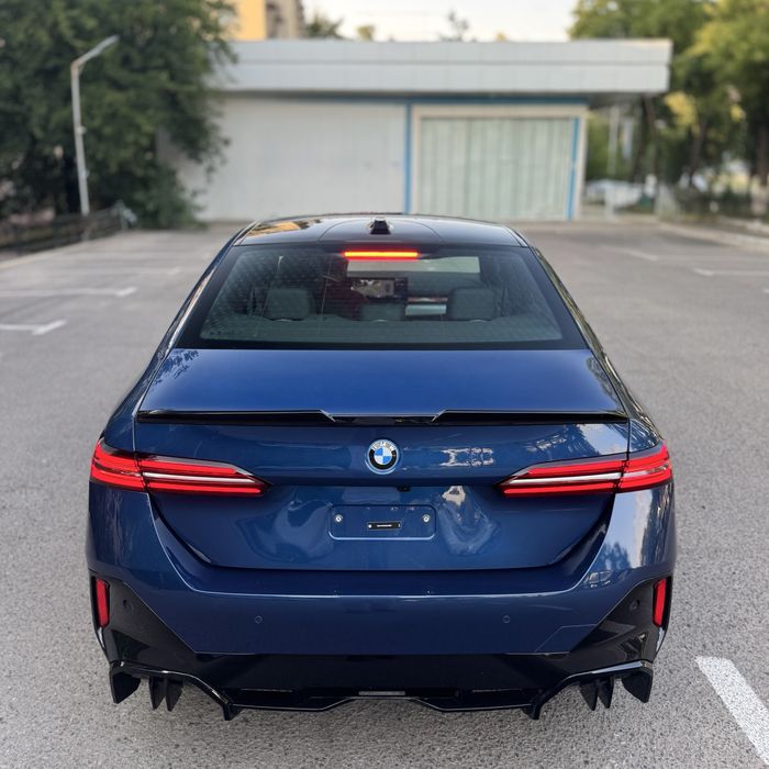 BMW 550e Почти новый