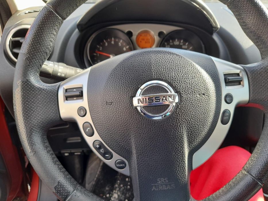 Vând Nissan Qashqai 2.0 Benzina- 141 CP