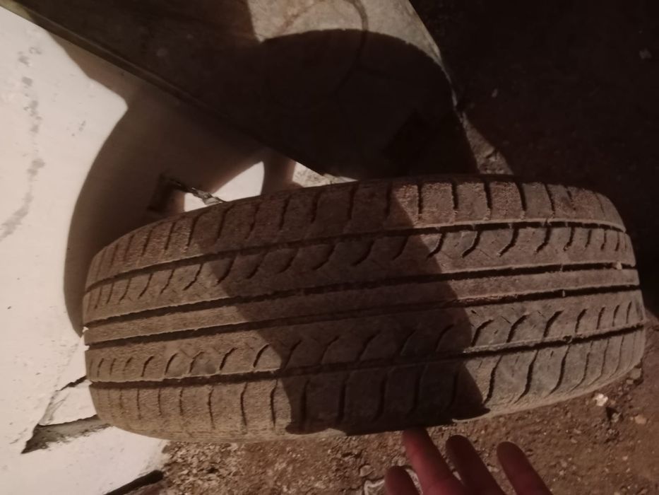 Продам комплект колес