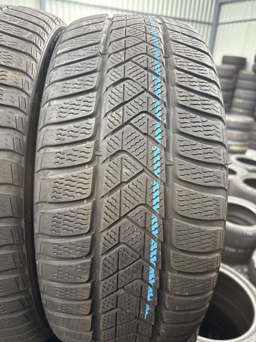 Anvelope de iarna 225/40 R19