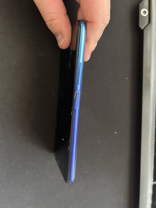 Продам vivo хорошо работает.