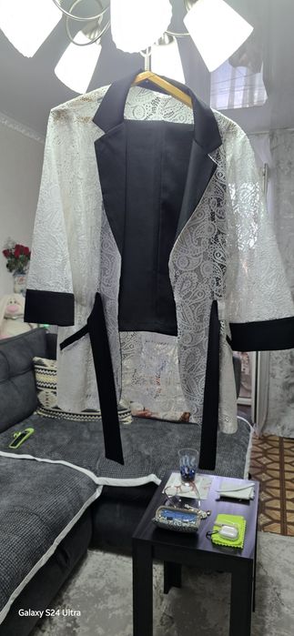 Продам женскую одежду