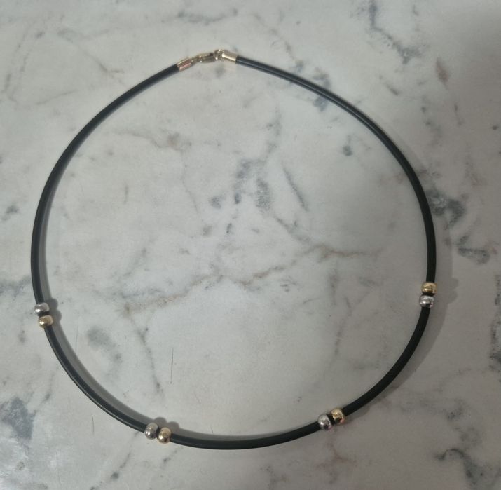 Vand colier aur + silicon! Super stare!