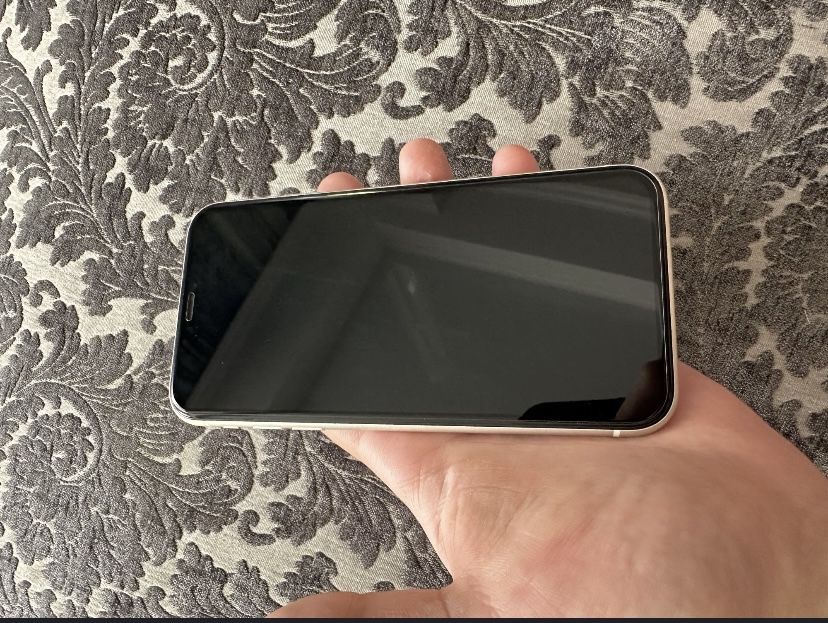 аифон  11 сатлады