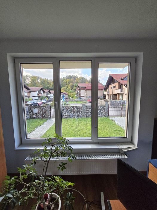 Vând geamuri termopan si usi de balcon