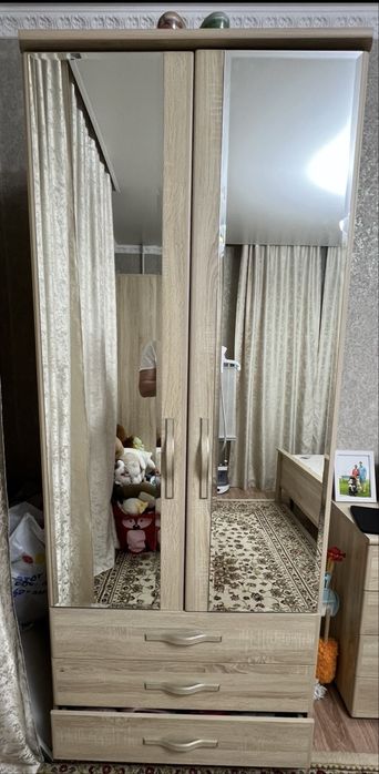 Спальный гарнитур