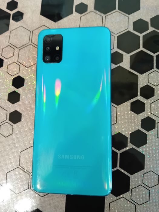 Vând urgent 2 telefoane