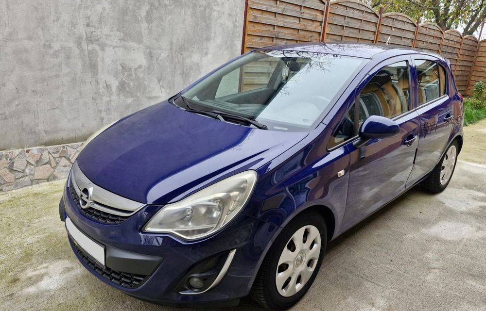 Car Rental București | Mașina automata de inchiriat | Glovo Wolt Bolt | naveta