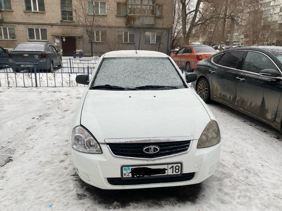 Продам машину приору