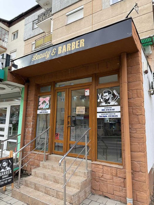 ”Prima lună gratuită!”  Închiriere post frizer sau coafor