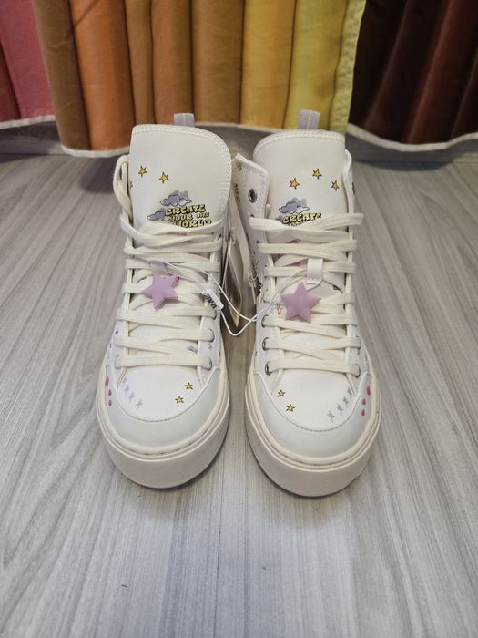 Кецове Zara чисто нови