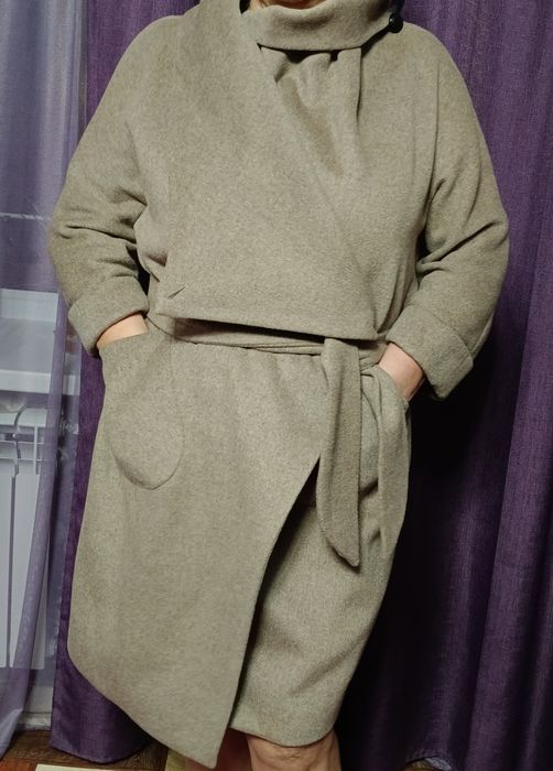 Женское осеннее пальто