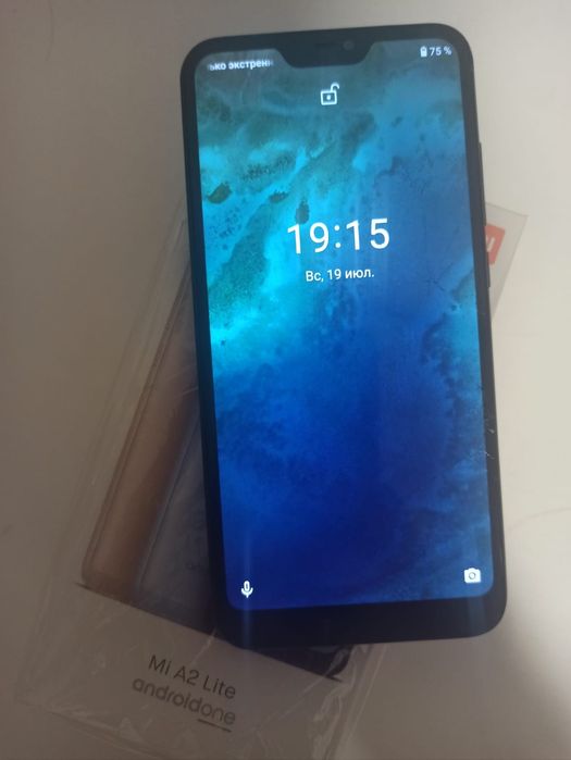 Смартфон Xiaomi mi A2 light