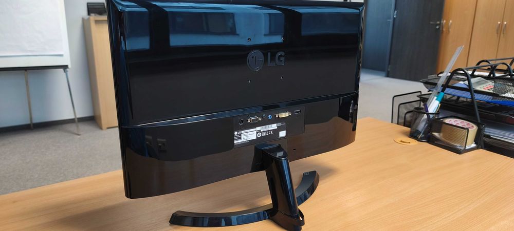 монитор LG 24MP68VQ-P