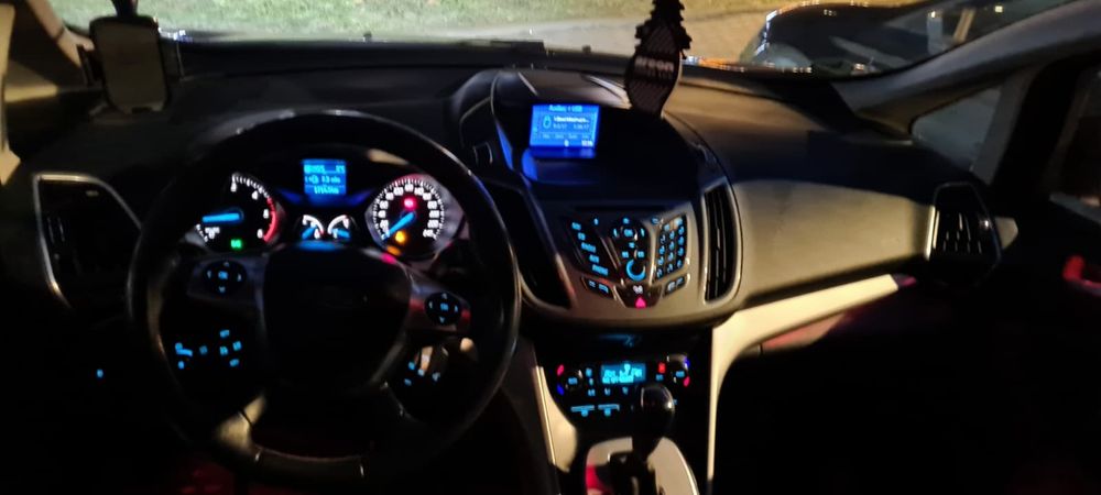 Vând Ford focus grande c-max , automat, titanium, 2.0d