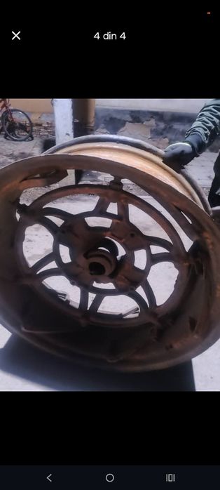 Vând genti tractor u650