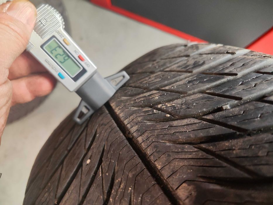 2бр.зимни гуми 225/55/19 Michelin