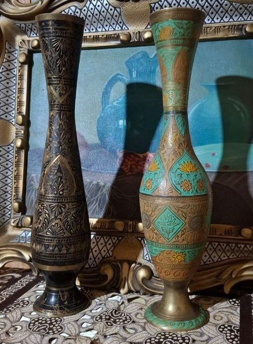 Старинные антикварные вазы ложки из латуни