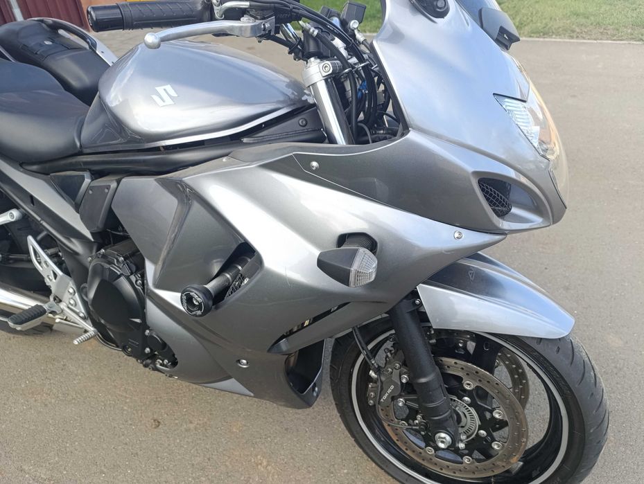 Suzuki GSX 1250 FA