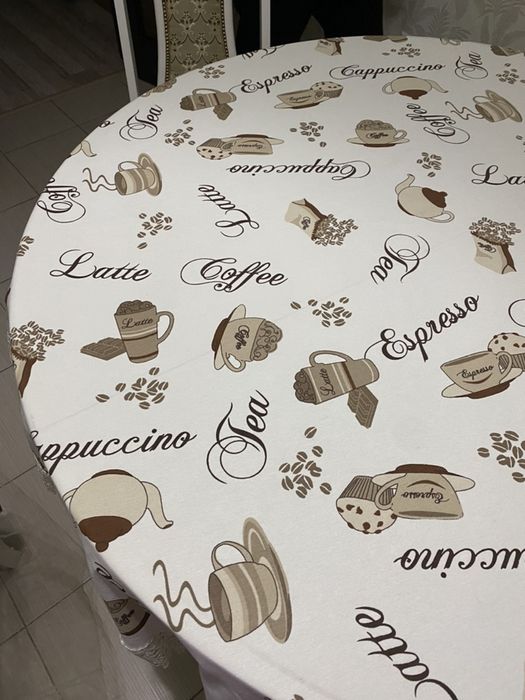 Скатерть д190см