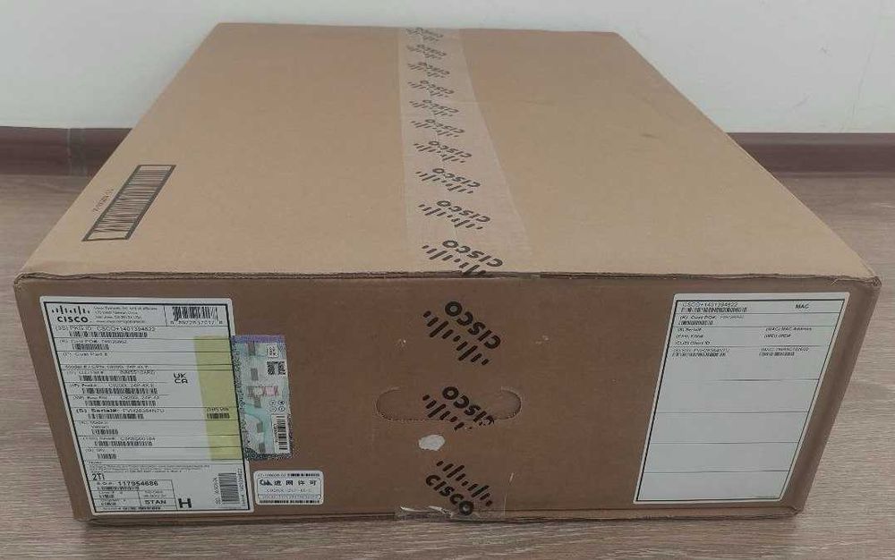 Коммутатор Cisco C9200L-24P-4X-E