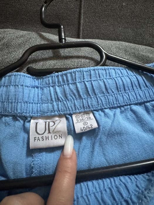 Pantaloni marimea S/M