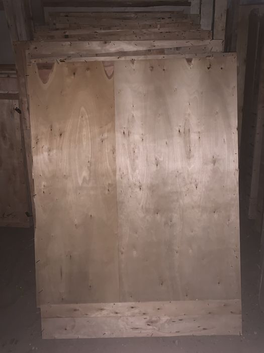 Продам новые фанеры 140х113см, 140х92см, 145х111см толщина 0,5 см