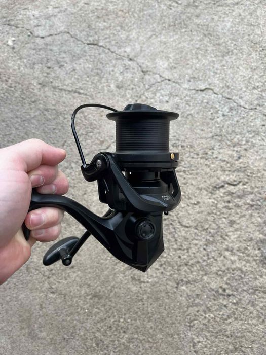 Макара чисто нова