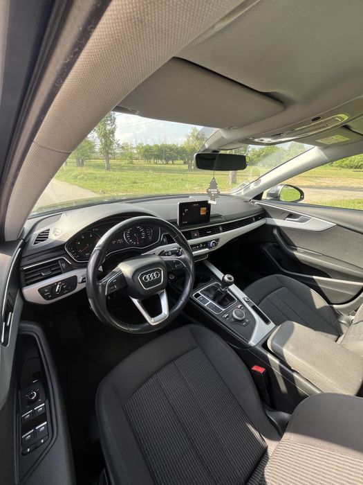 Vand Audi A4 B9 2017
