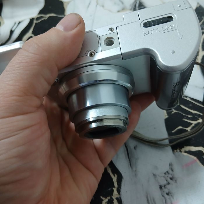 Продам фотоаппарат нерабочий