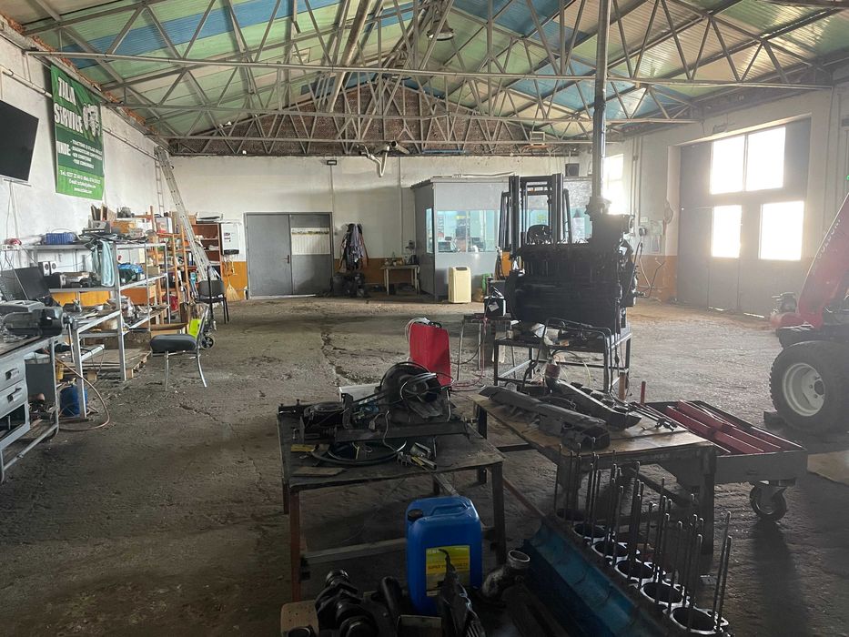 Hala industriala de vanzare