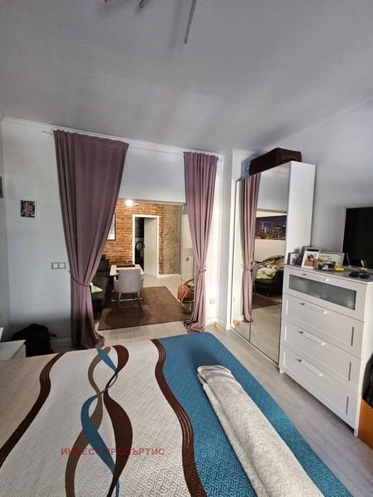 Продава се Двустаен апартамент в София, Център - 50 кв.м за 4398 €/кв.м - Снимка #3