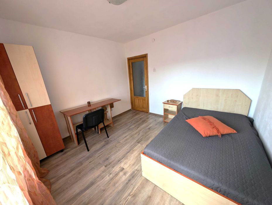 Inchiriez apartament Gara, variante 2-3-4 camere