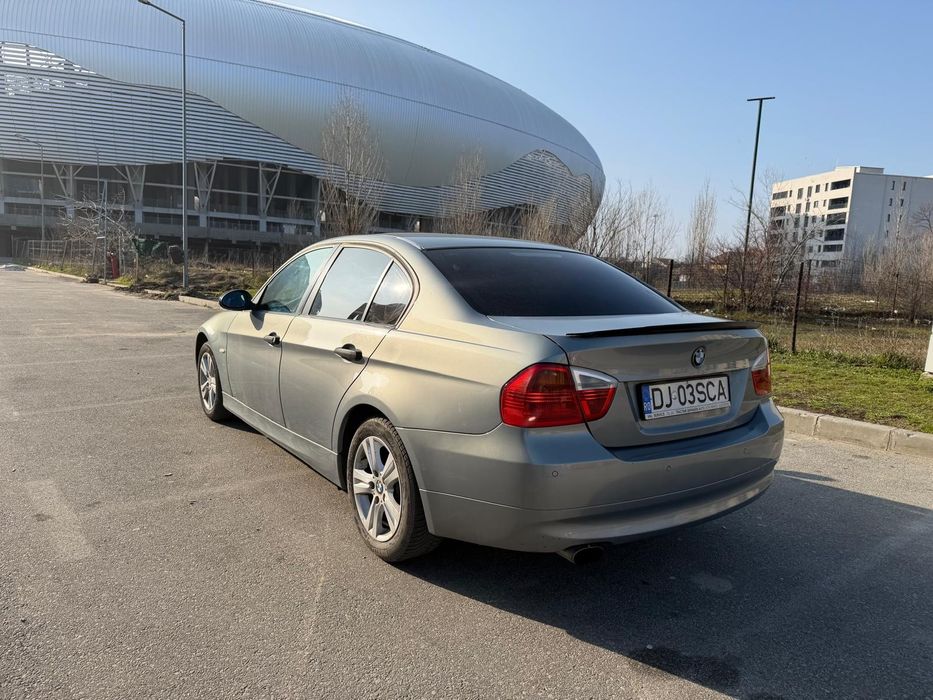 Vând BMW 320i benzina