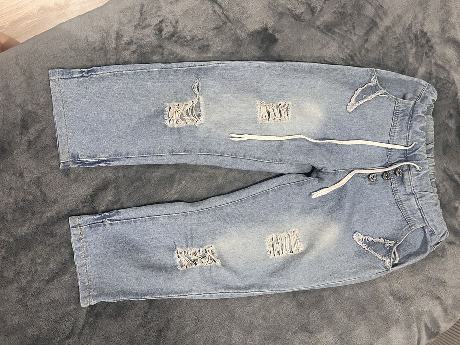 каждый по 1000тг