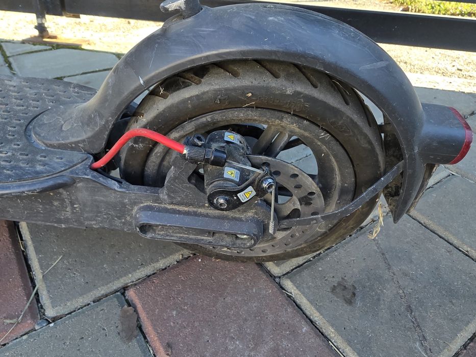 Vând trotineta electrica Xiaomi