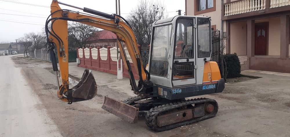 Miniexcavator 3t Ausa Libra