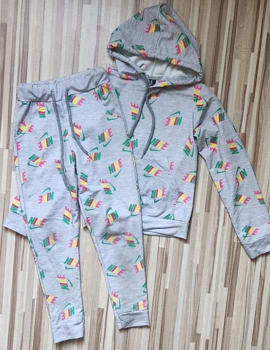 Детски екипи Nike, Jordan, Adidas, Hm