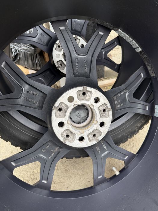 Оригинални 275/40 315/35 21' BMW X5 X6 X7 джанти зимни гуми Pirelli