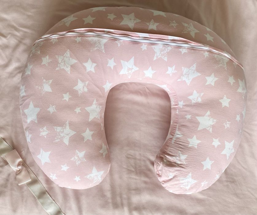 Възглавница за кърмене