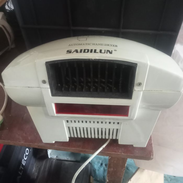 Сушилка для рук новая