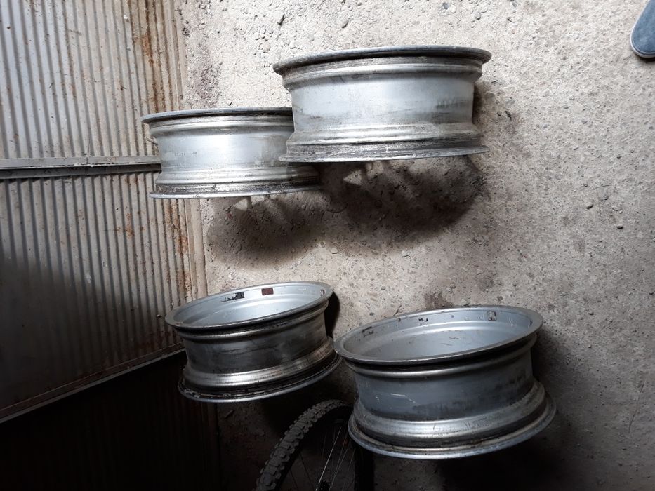 Vînd genți seat leon