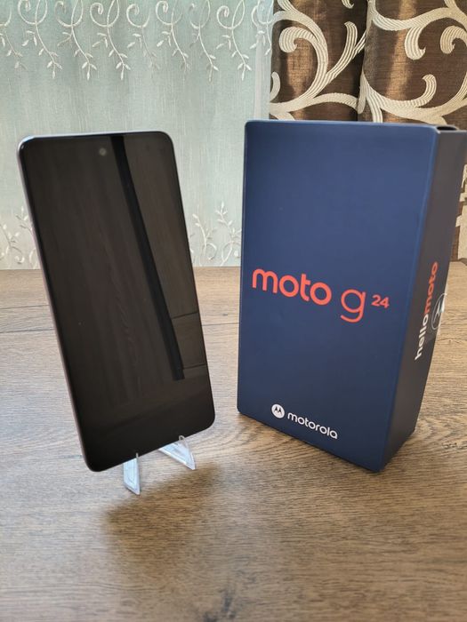 Motorola g84 Pink