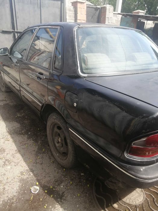 Продам автомобиль митсубиси