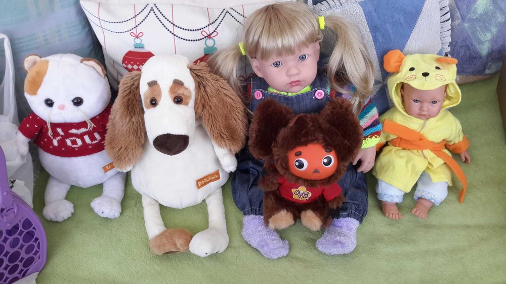 Продам испанскую куклу и брендовых Басиков