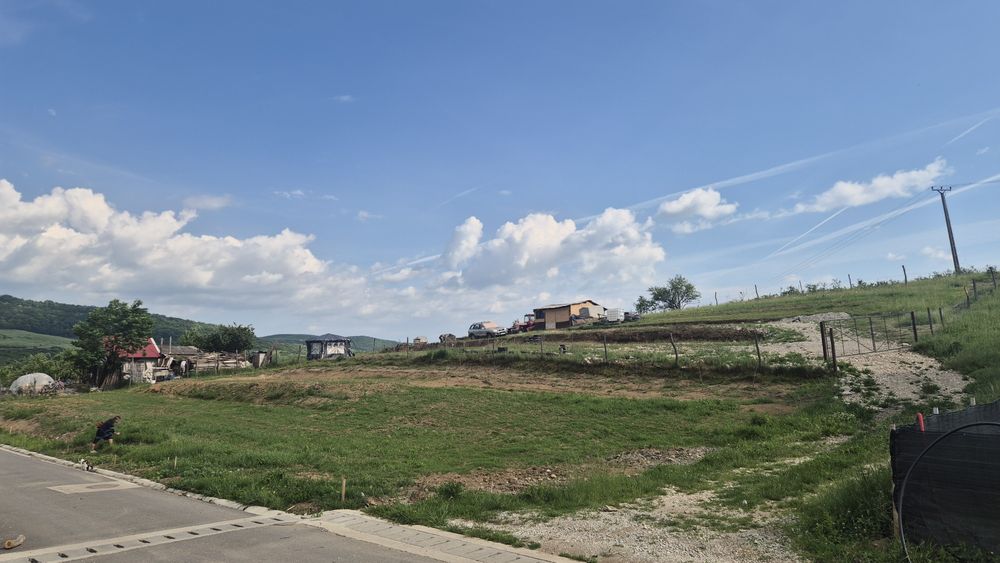 Teren Intravilan Bârsău
